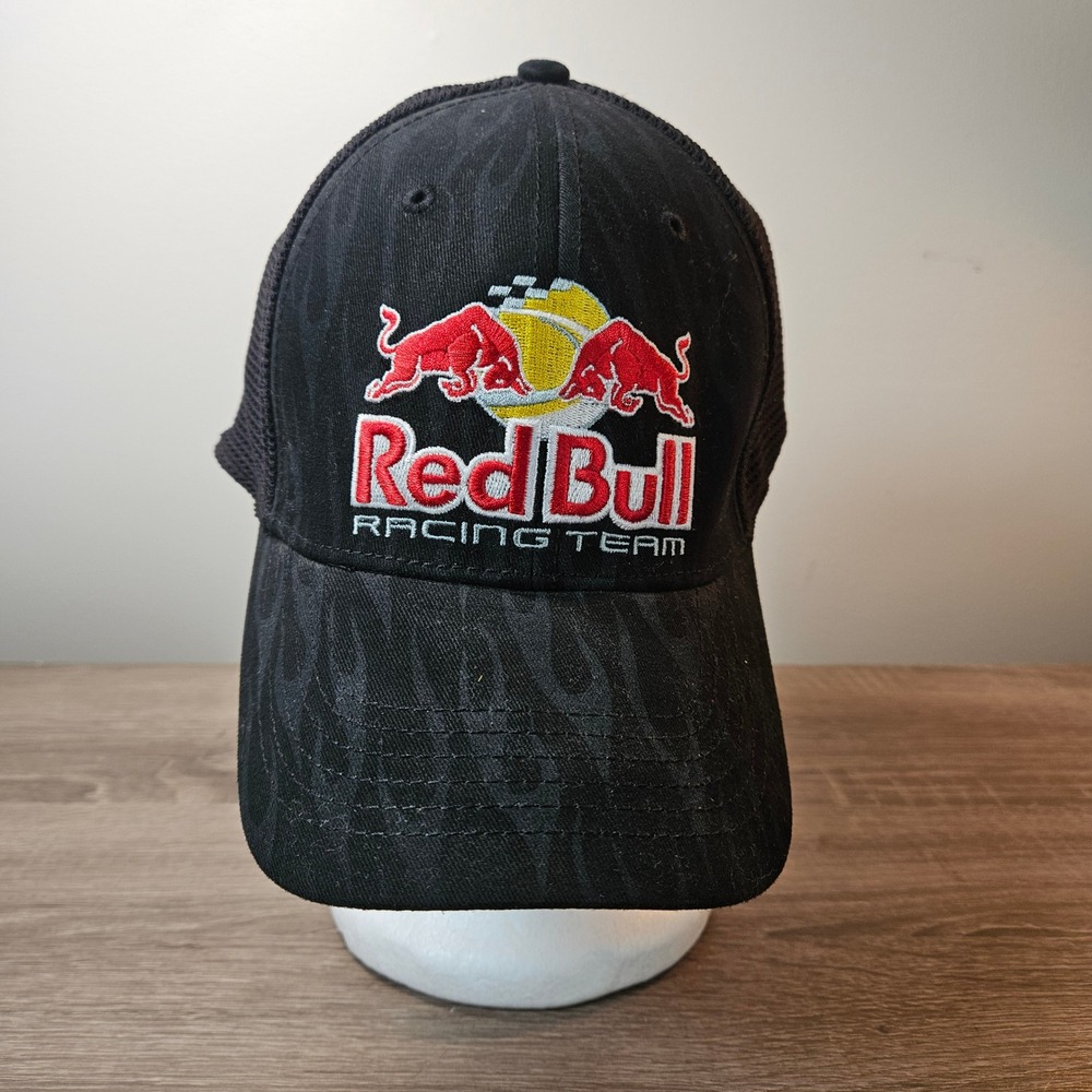 Red Bull Racing Team Black Flame Trucker Hat Design Dynamix Stretch Fit Cap‎ NWT